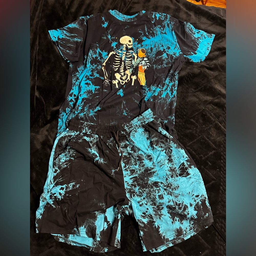 Men’s Skeleton Tie Dye Tshirt and Shorts set